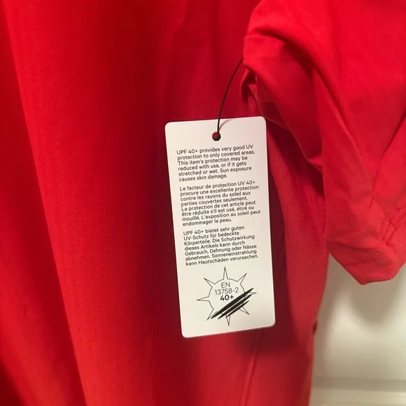 Lululemon T shirt - Picture 3 of 3